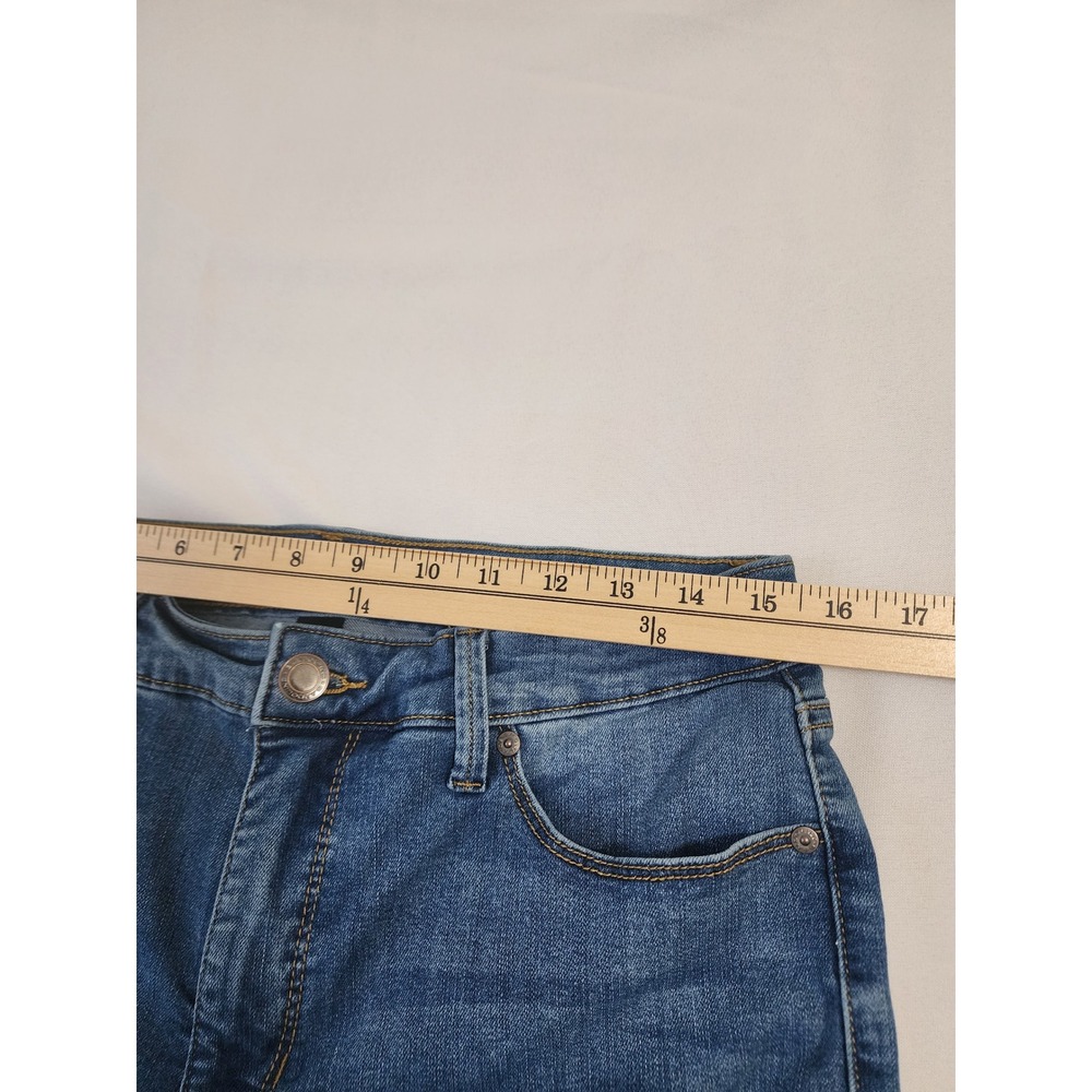 Bandolino Amy Straight Leg Jeans Womens 10 Medium Wash Blue Stretch Denim - Picture 6 of 13
